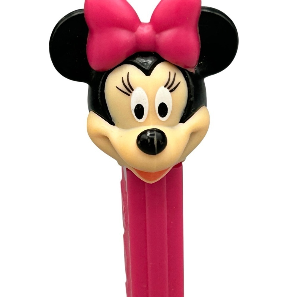 Vintage Minnie Mouse PEZ Dispenser Pink Bow Disney Hungary - Picture 6 of 11